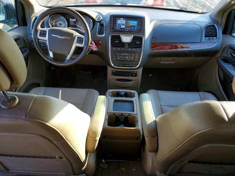 2012 Chrysler Town & Country Touring l