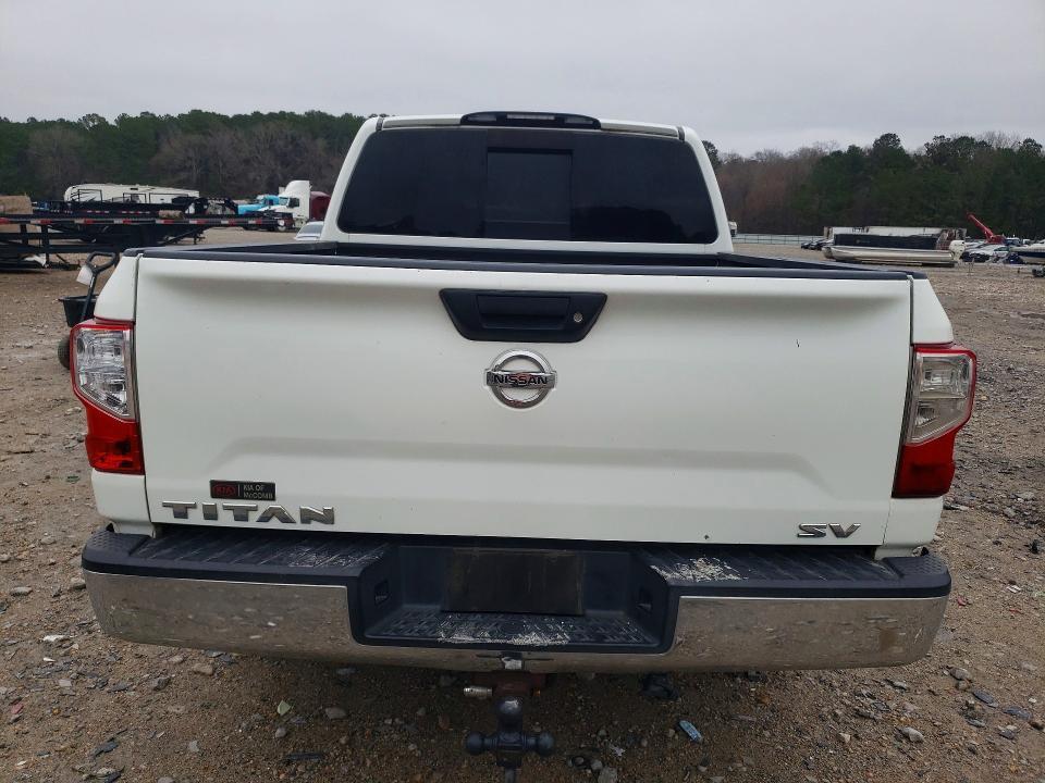 2017 Nissan Titan s