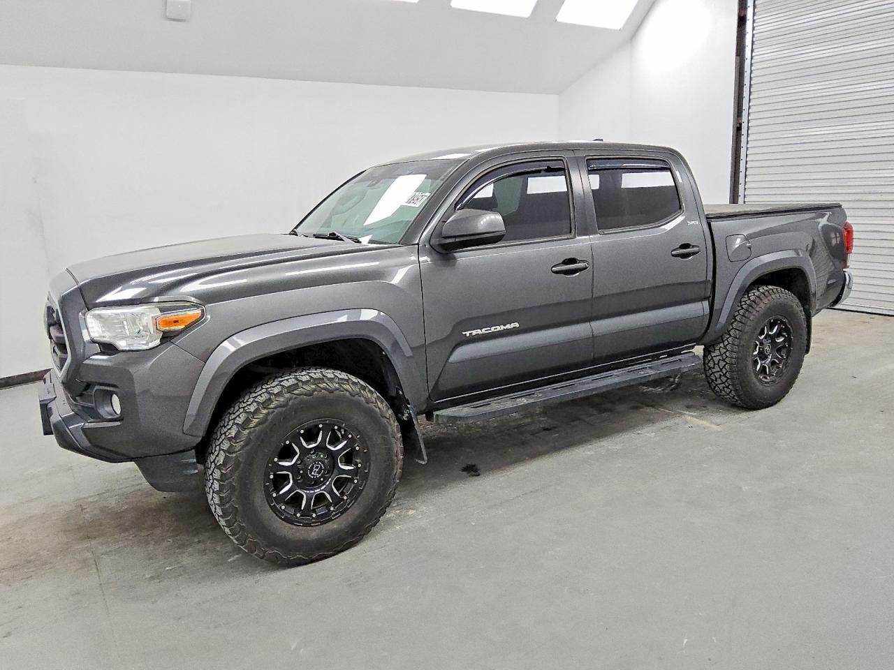 2019 Toyota Tacoma SR5 V6