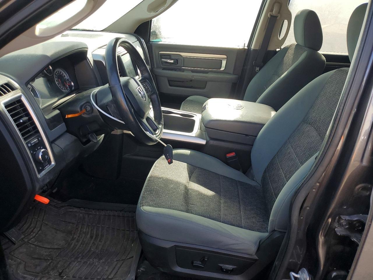 2017 Dodge RAM 1500 SLT