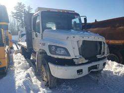 2016 Hino 258/268 Flatbed Truck en venta en West Warren, MA
