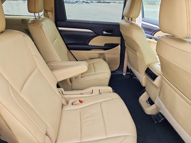 2017 Toyota Highlander xle