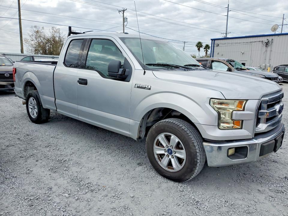 2015 Ford F150 Super cab