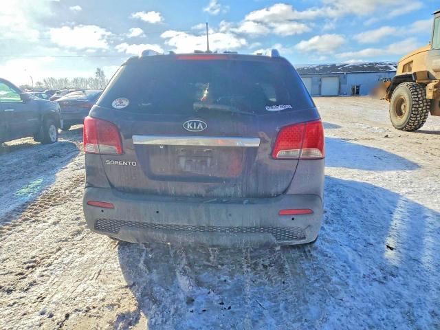 2013 KIA Sorento lx