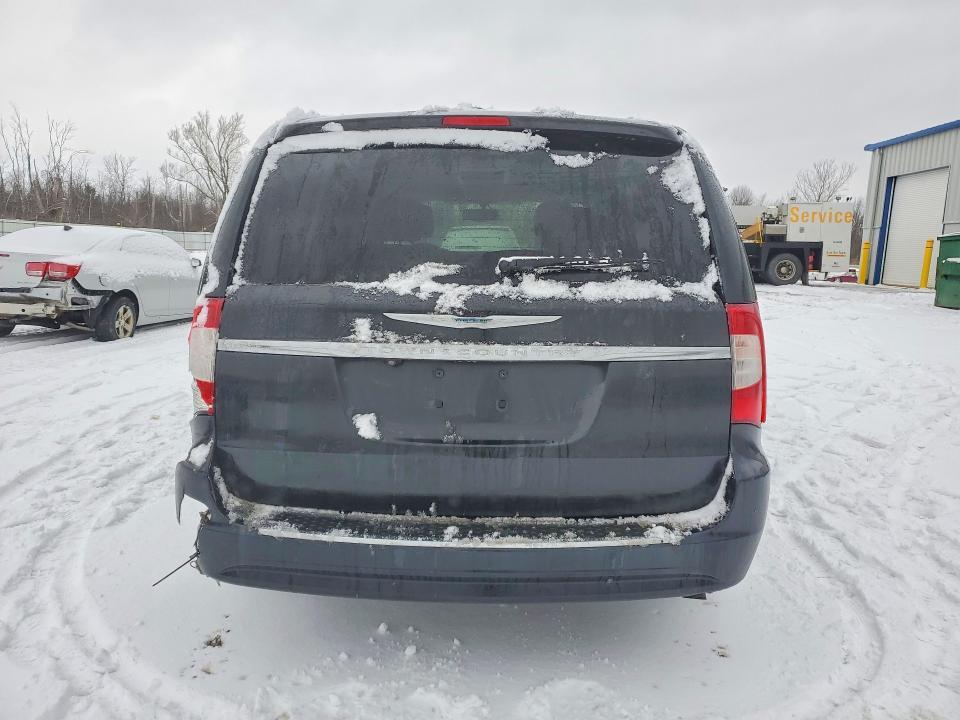 2014 Chrysler Town & Country Touring l