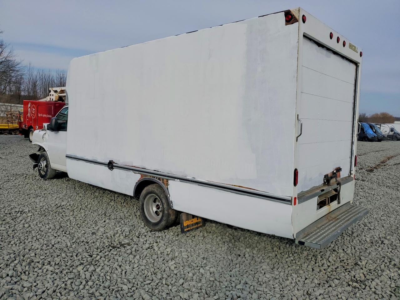 2021 GMC Savana Delivery Truck