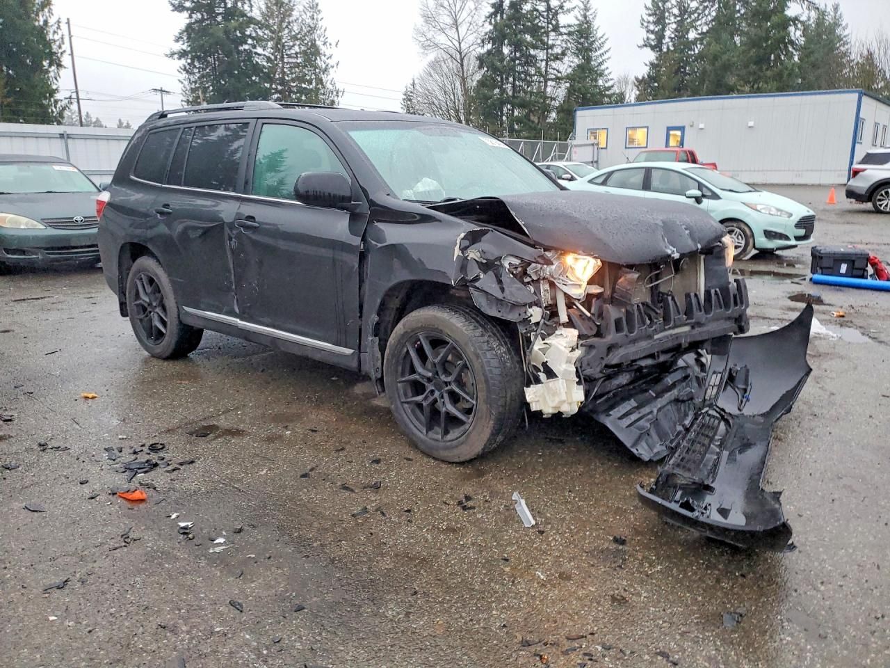 2013 Toyota Highlander Base