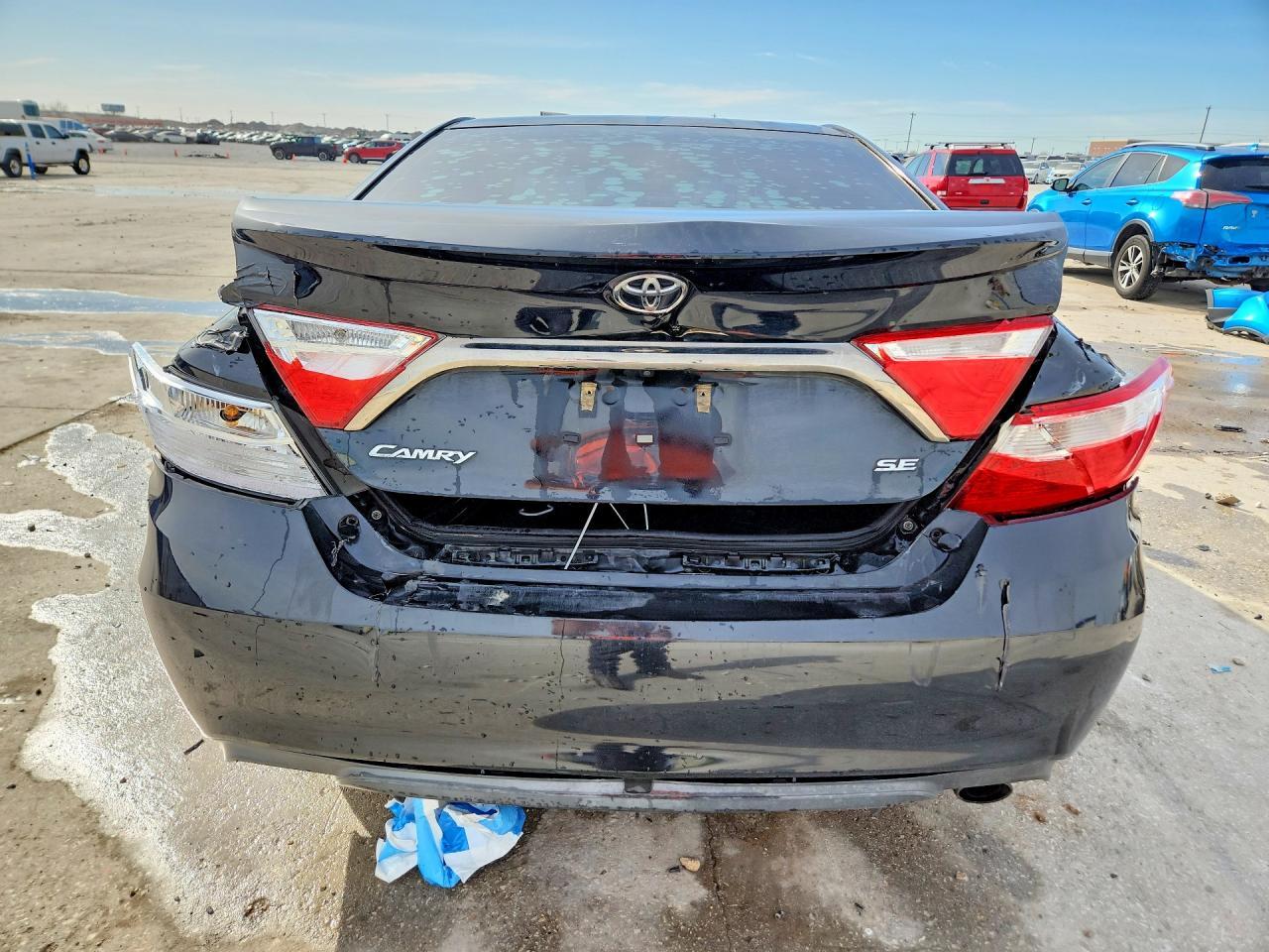 2015 Toyota Camry le