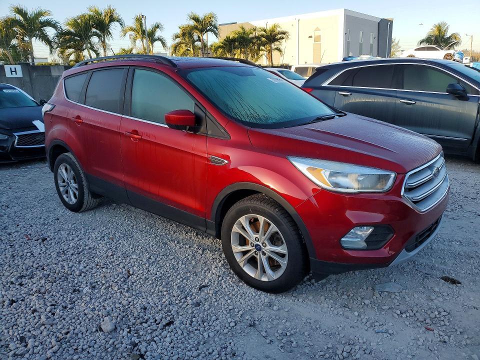 2018 Ford Escape se