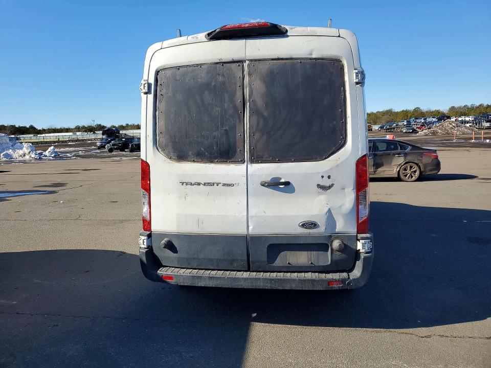 2018 Ford Transit T-250