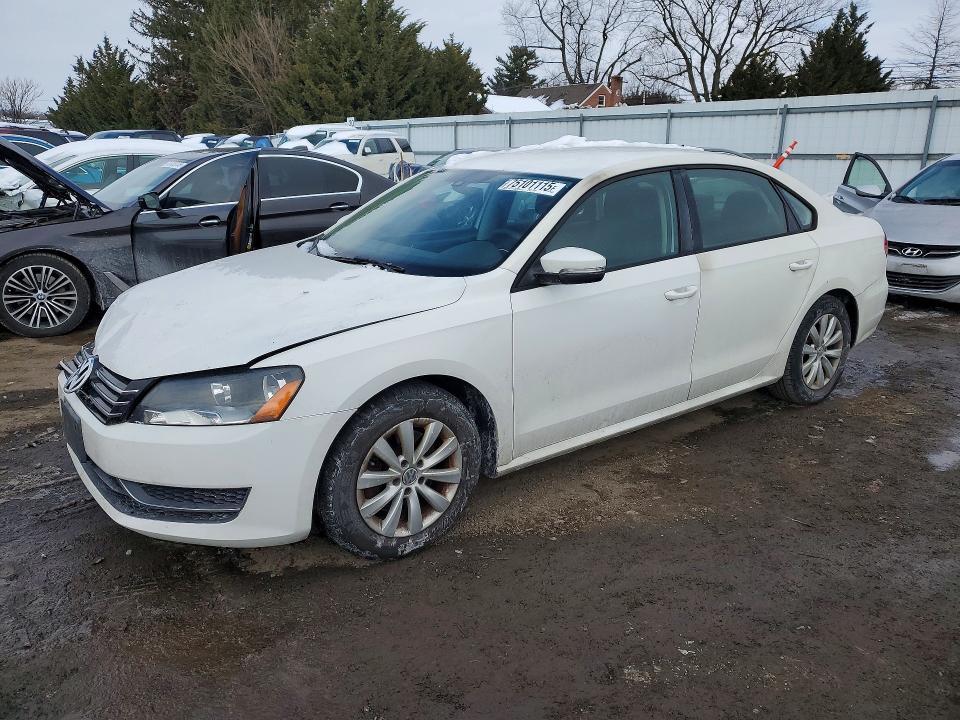 2013 Volkswagen Passat s
