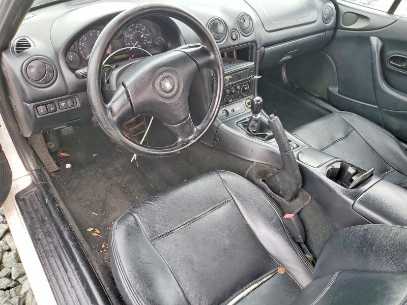 2000 Mazda Mx-5 Miata Base
