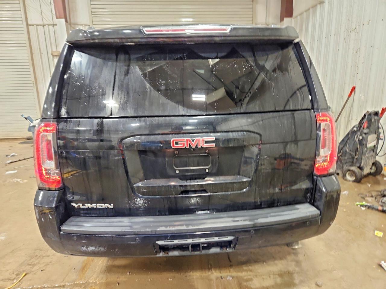 2016 GMC Yukon slt