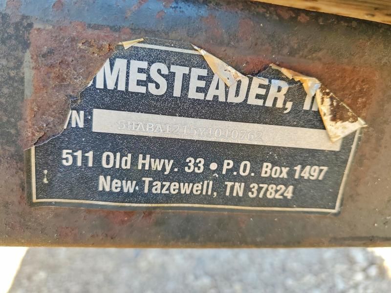 2000 Homesteader 612hs