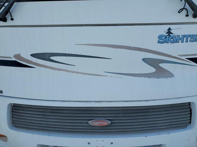 2006 Winnebago Sightseer 30B