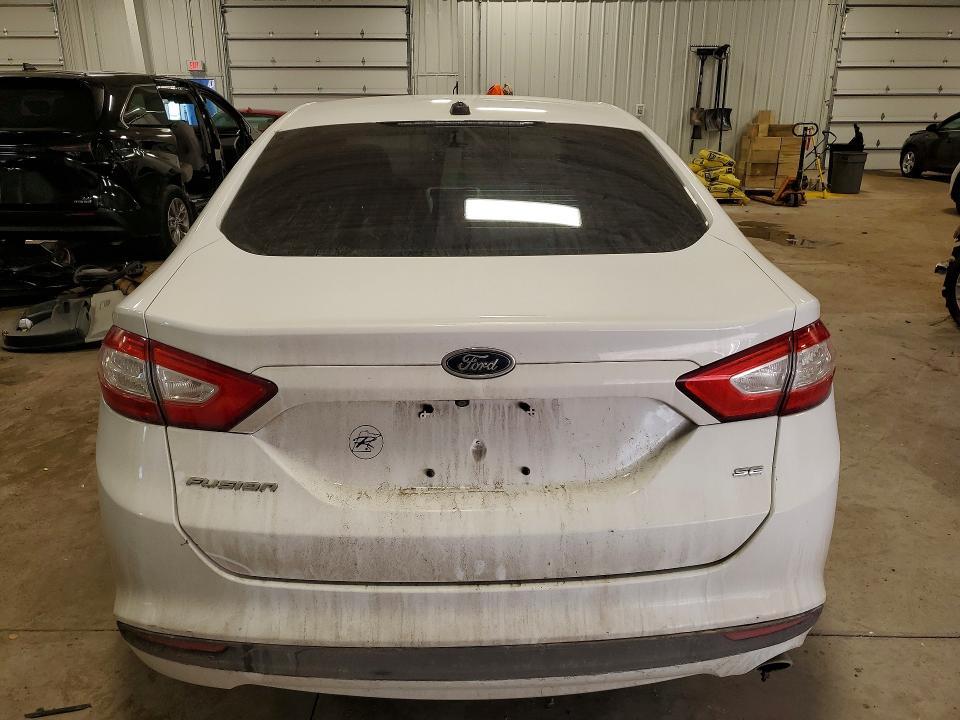 2015 Ford Fusion se