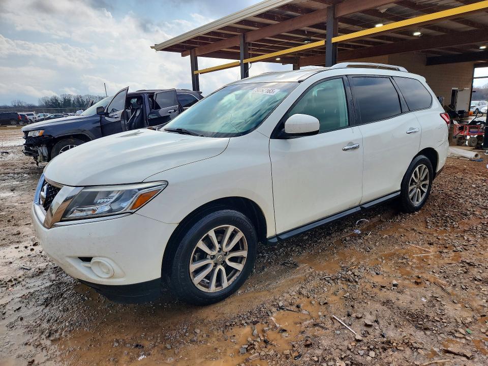 2016 Nissan Pathfinder s