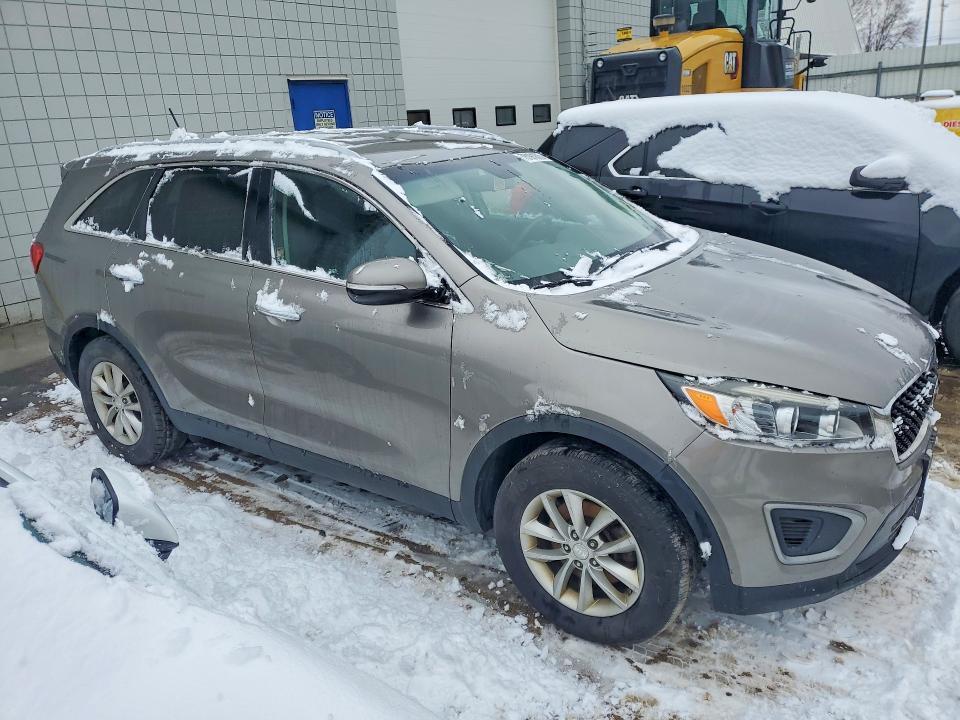 2016 KIA Sorento lx