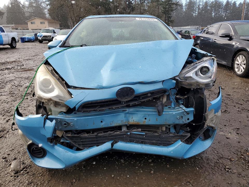 2015 Toyota Prius c two