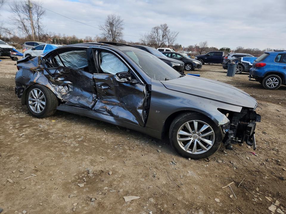 2015 Infiniti Q50 Base
