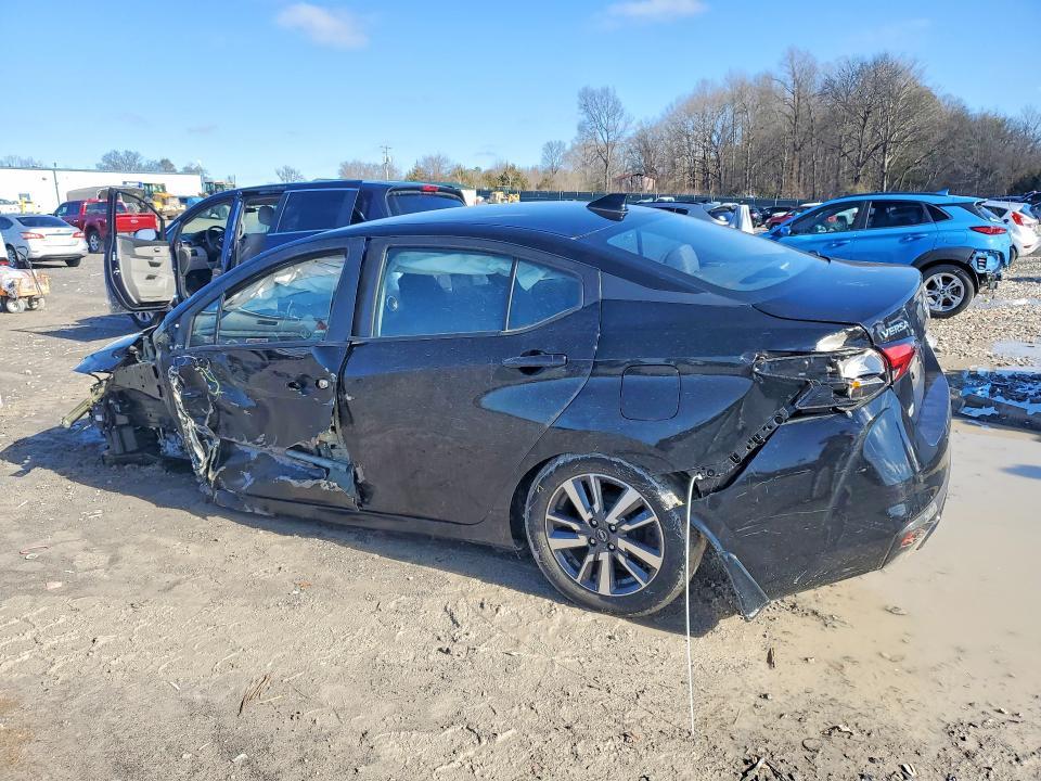 2024 Nissan Versa sv