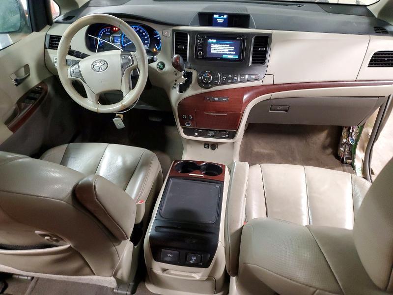 2013 Toyota Sienna xle