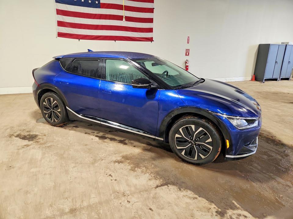 2024 KIA EV6 Wind