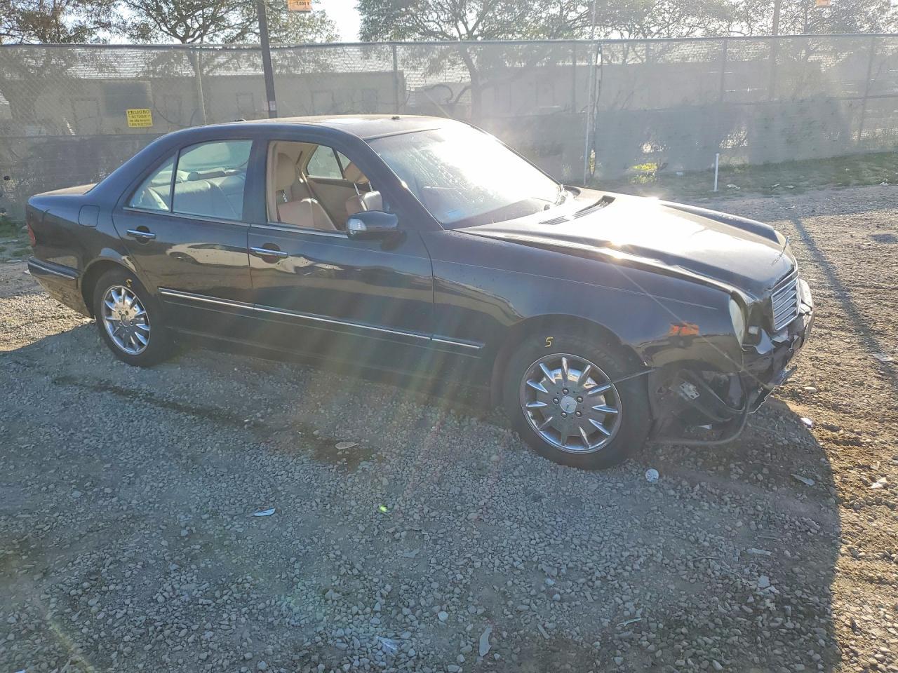 2000 Mercedes-Benz E 320