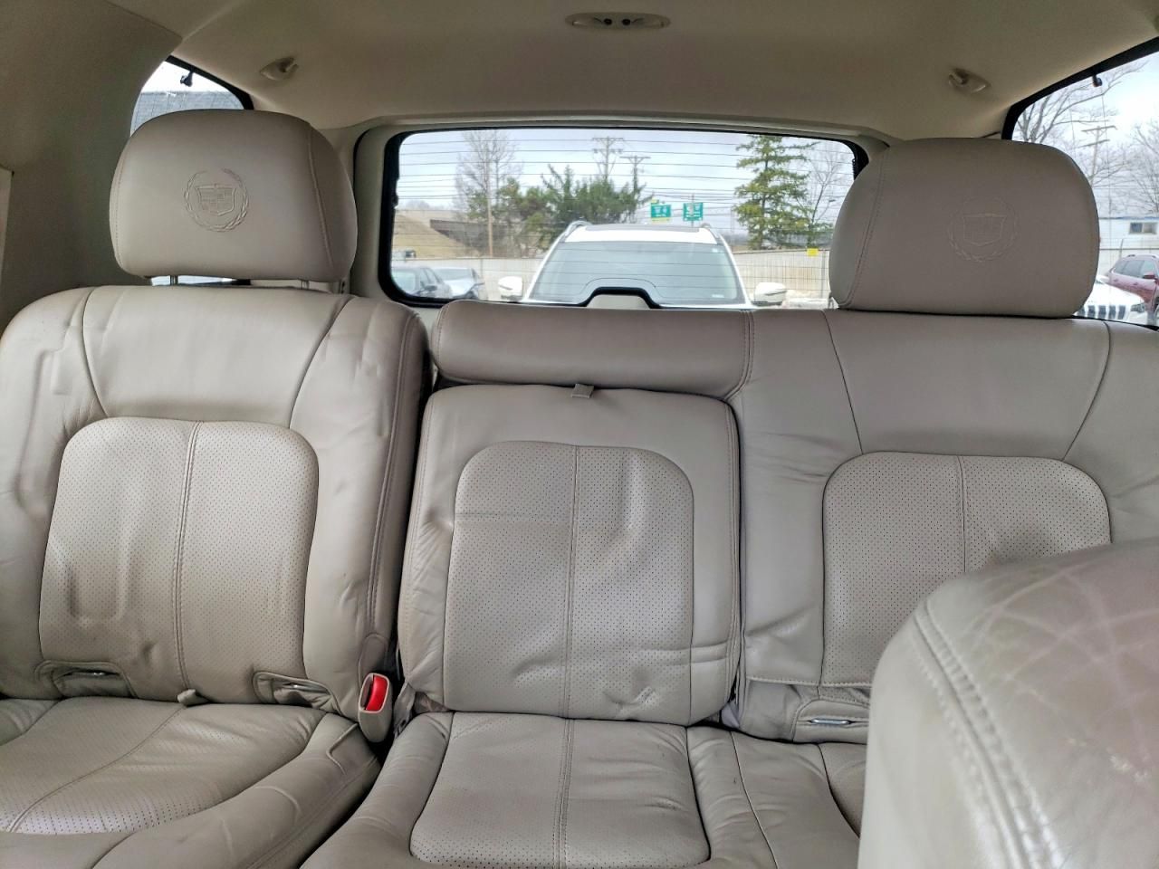 2002 Cadillac Escalade Luxury