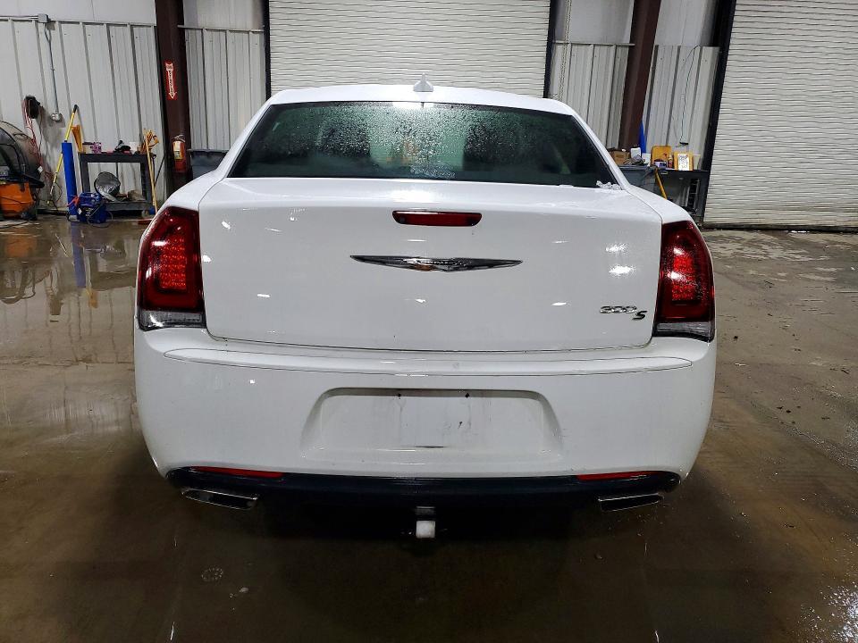 2019 Chrysler 300 s