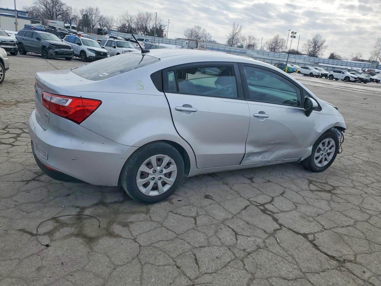 2016 KIA Rio lx