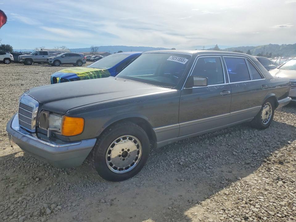 1988 Mercedes-Benz 560 sel