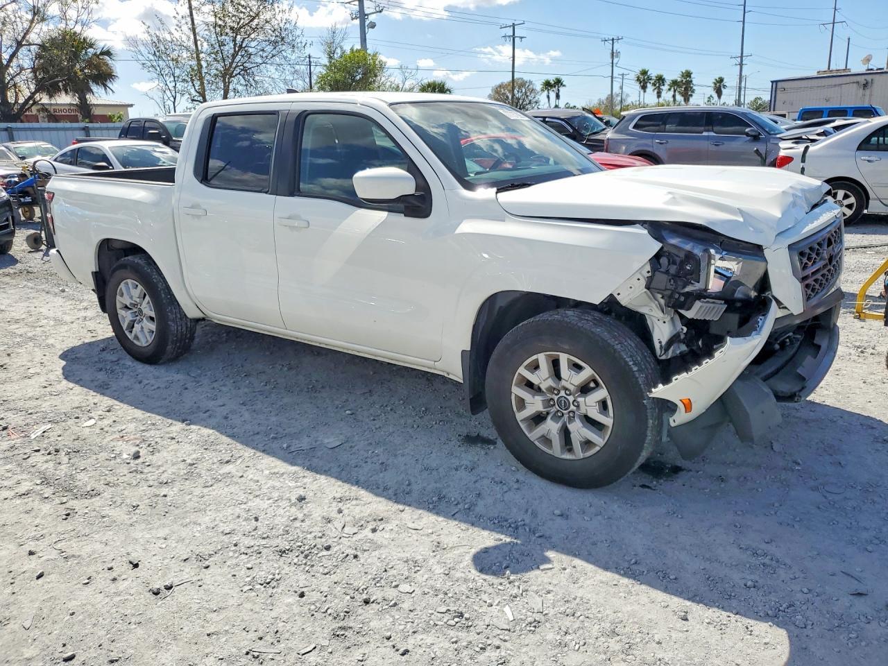 2023 Nissan Frontier SV
