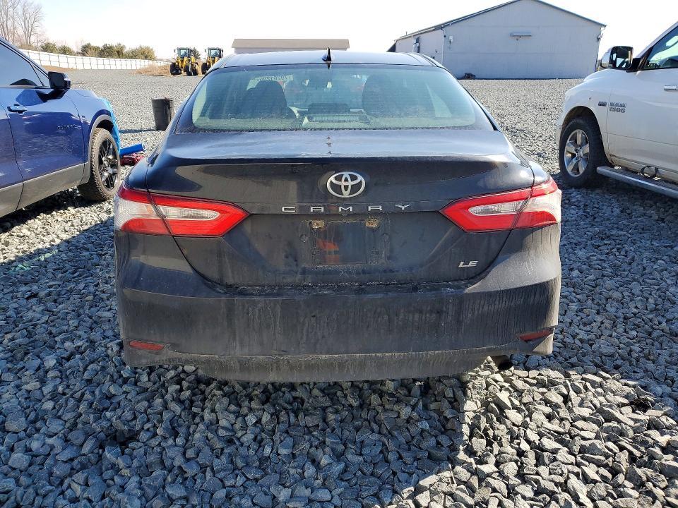 2020 Toyota Camry le