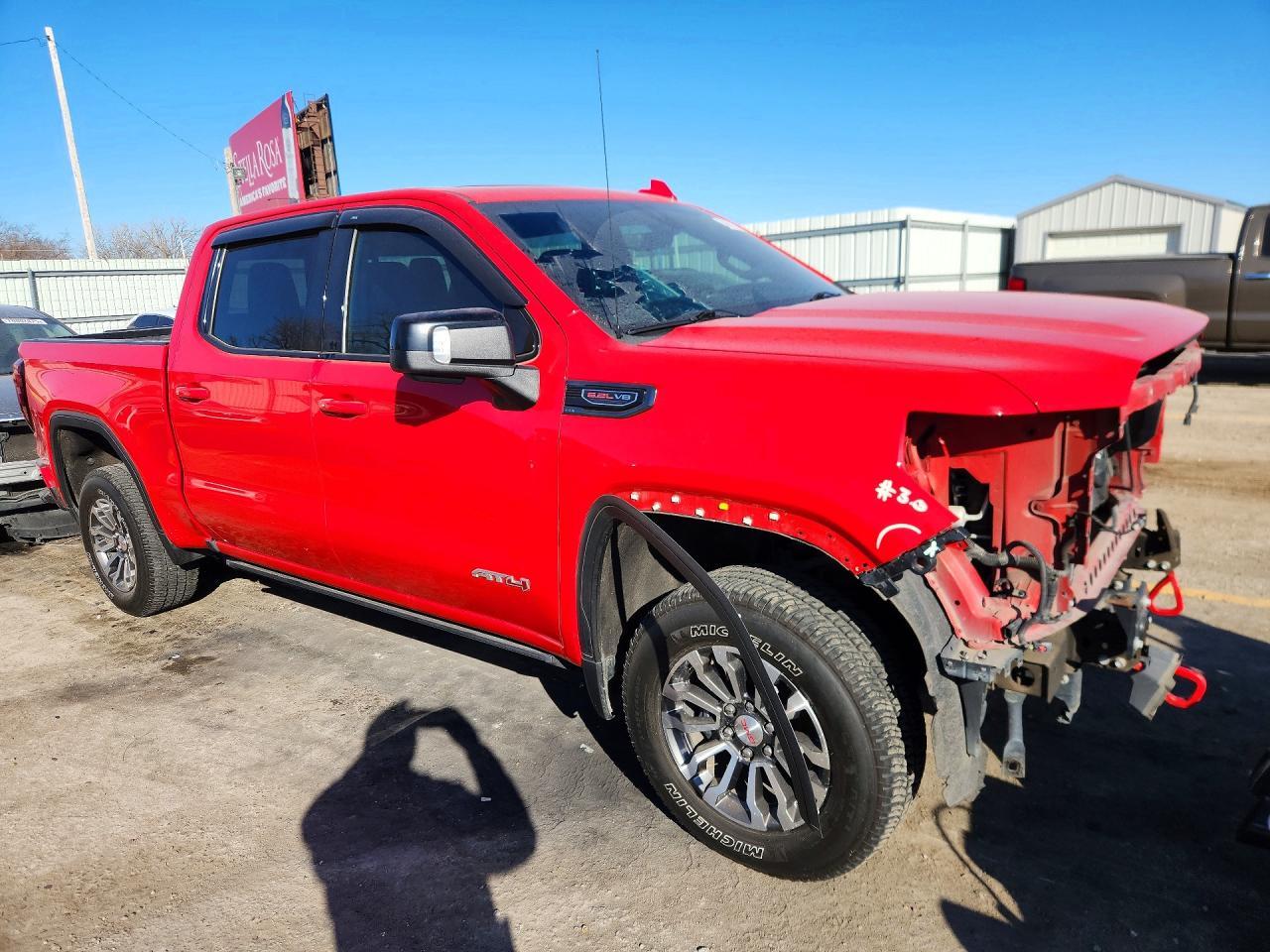 2021 GMC Sierra K1500 AT4