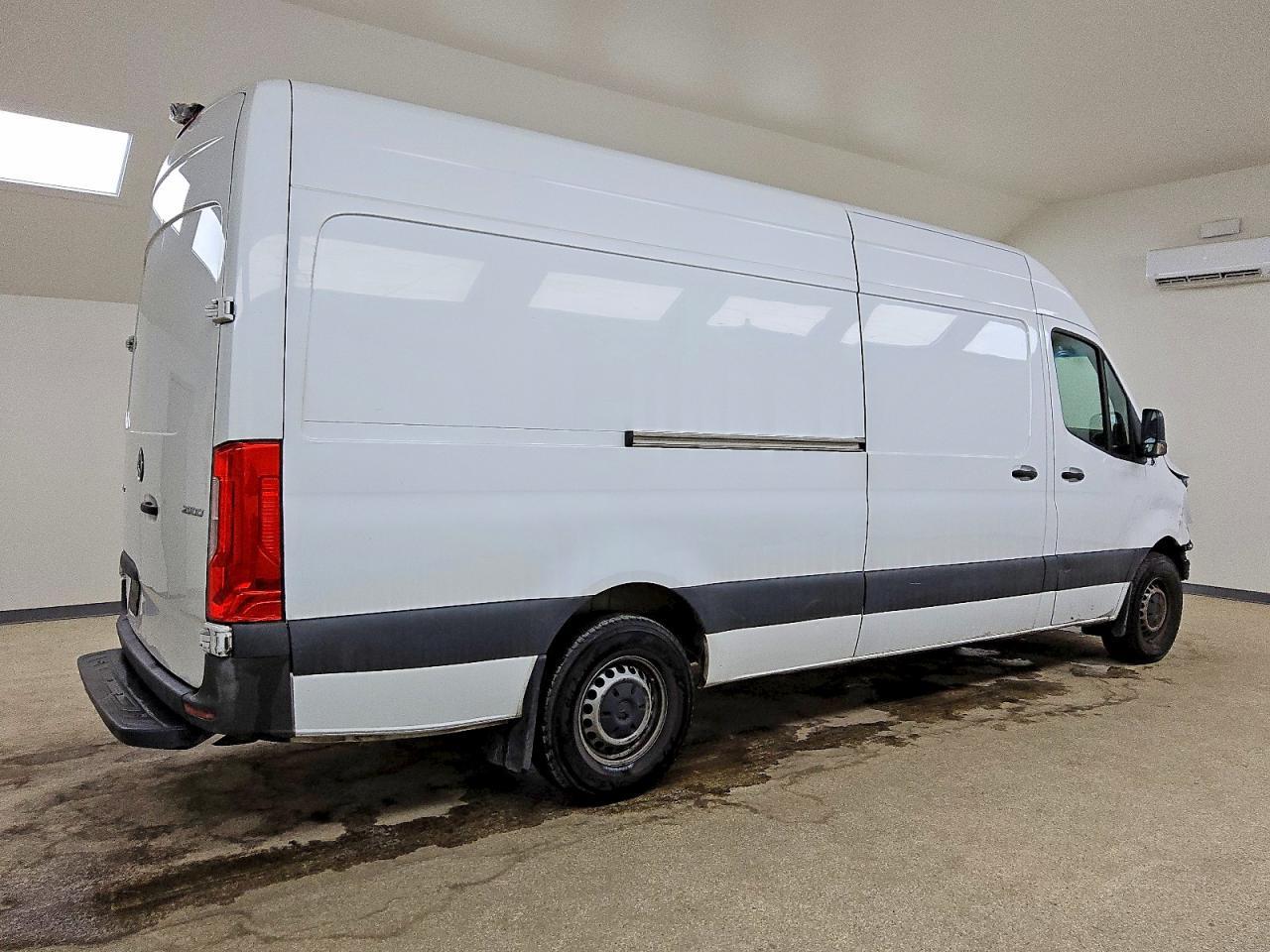 2023 Mercedes-Benz Sprinter 2500