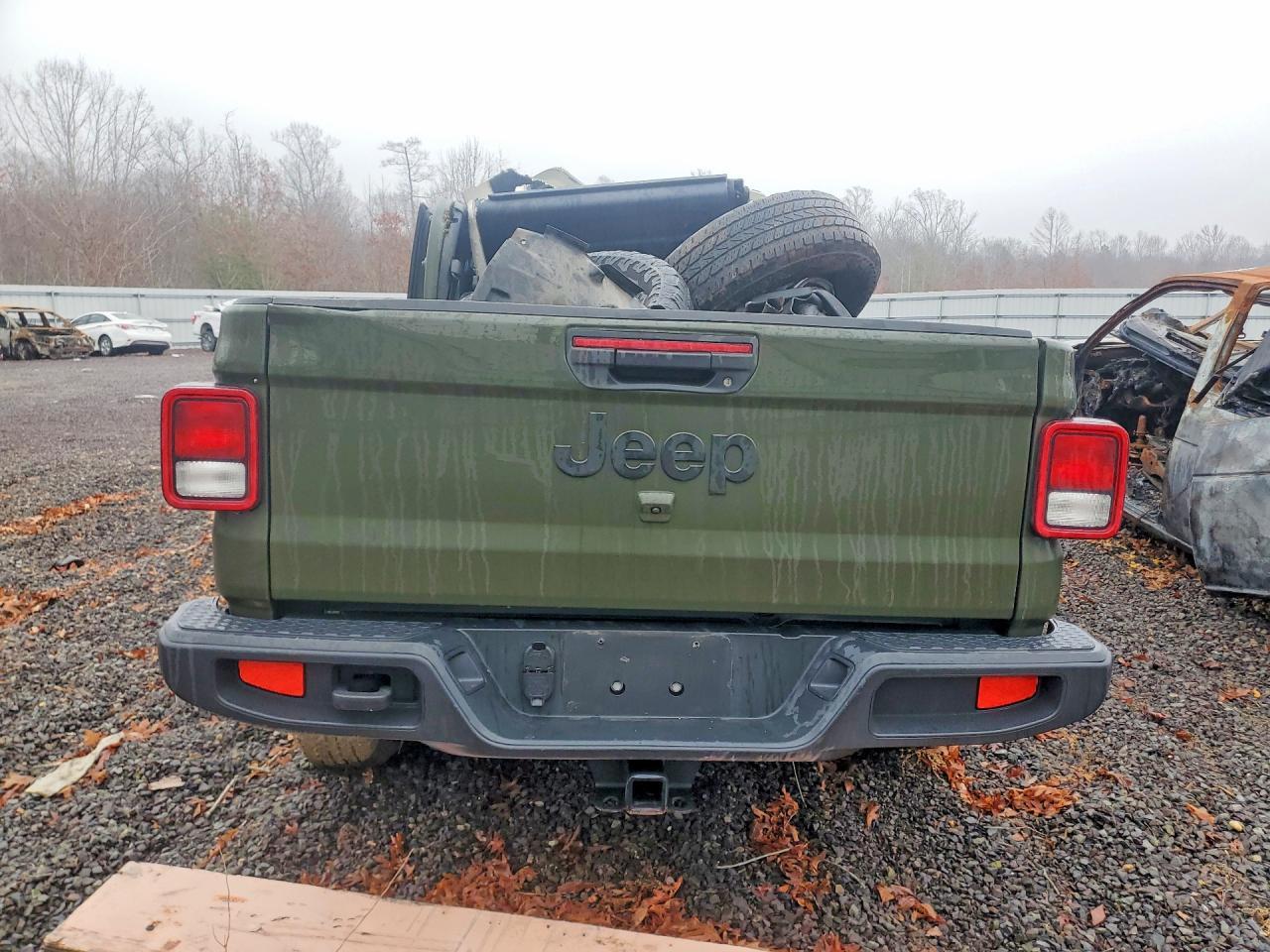 2022 Jeep Gladiator Sport