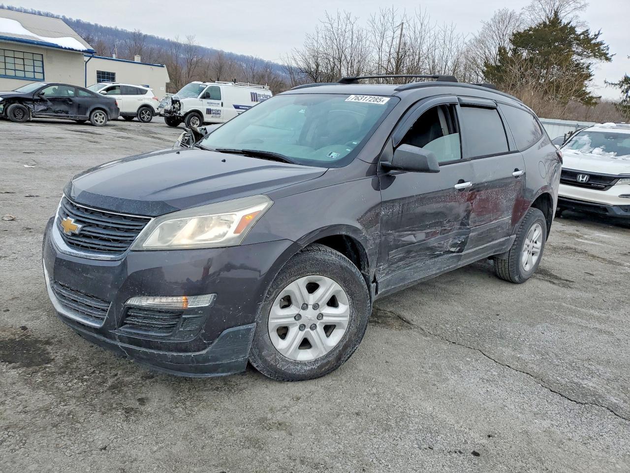 2017 Chevrolet Traverse ls