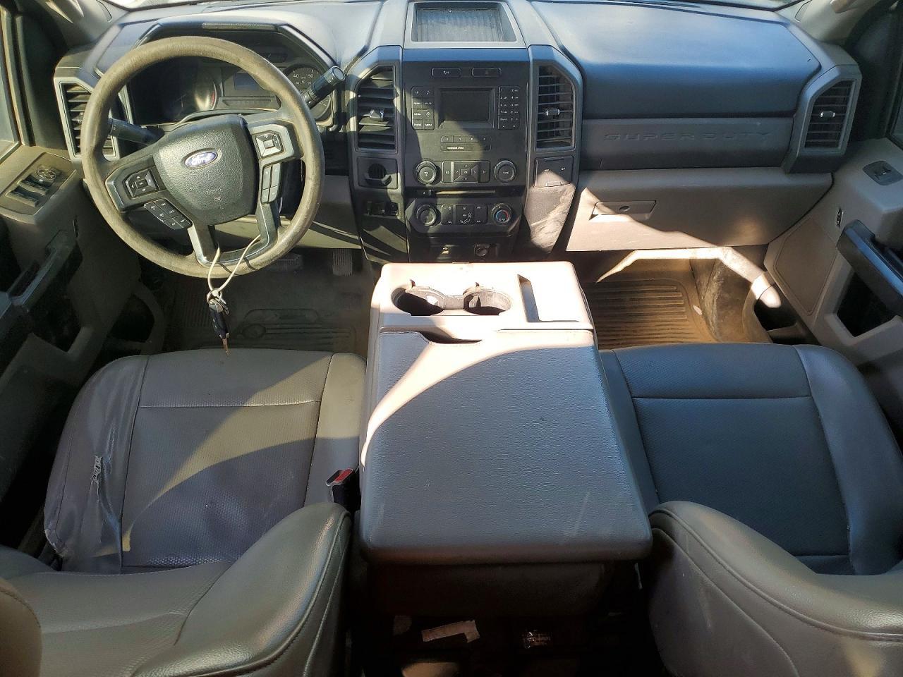 2017 Ford F350 Super Duty Utility / Service Truck