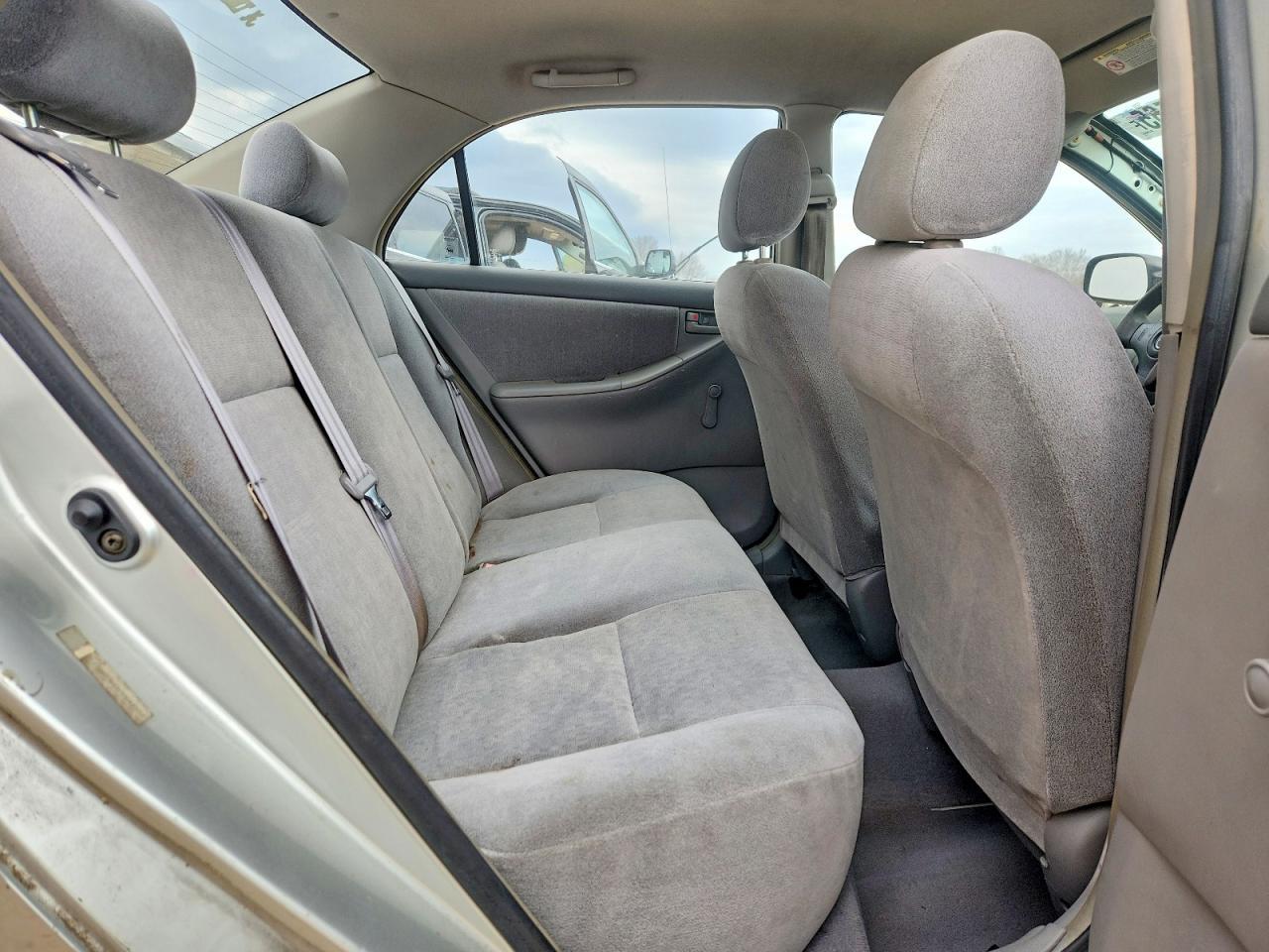 2003 Toyota Corolla ce