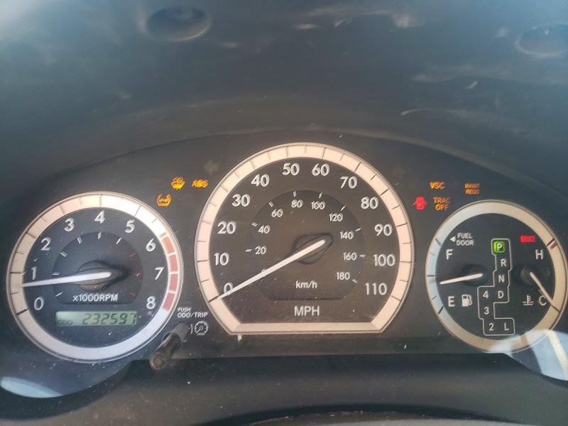 2004 Toyota Sienna xle 7 Passenger