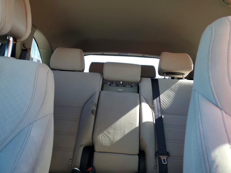 2016 KIA Sorento lx V6