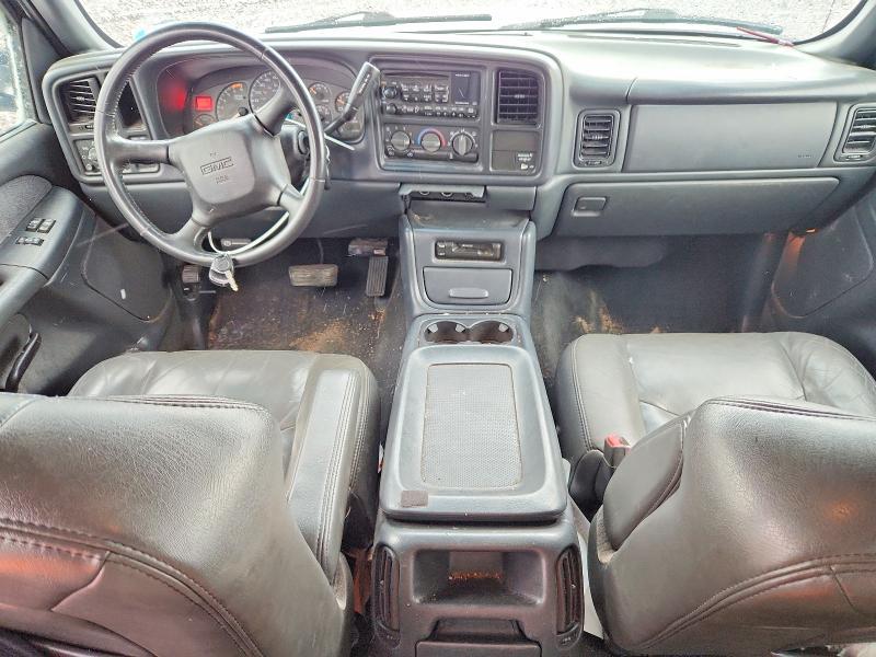2002 GMC New Sierra C3500