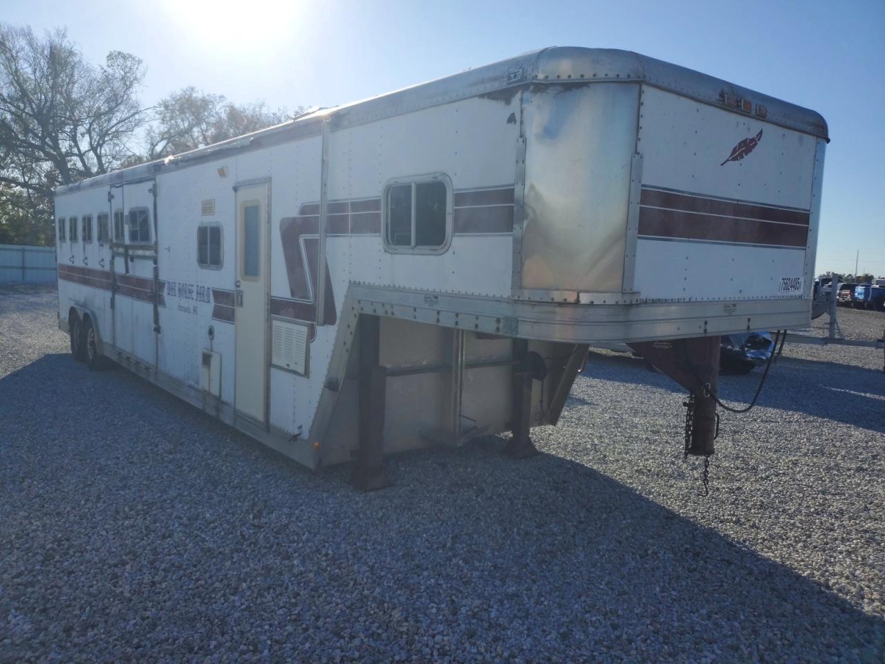 1990 Featherlite Mfg Inc 1990 Featherlite Horsetrail