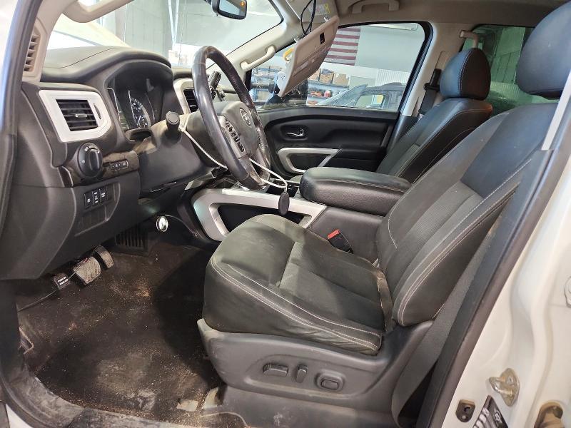 2017 Nissan Titan xd sv