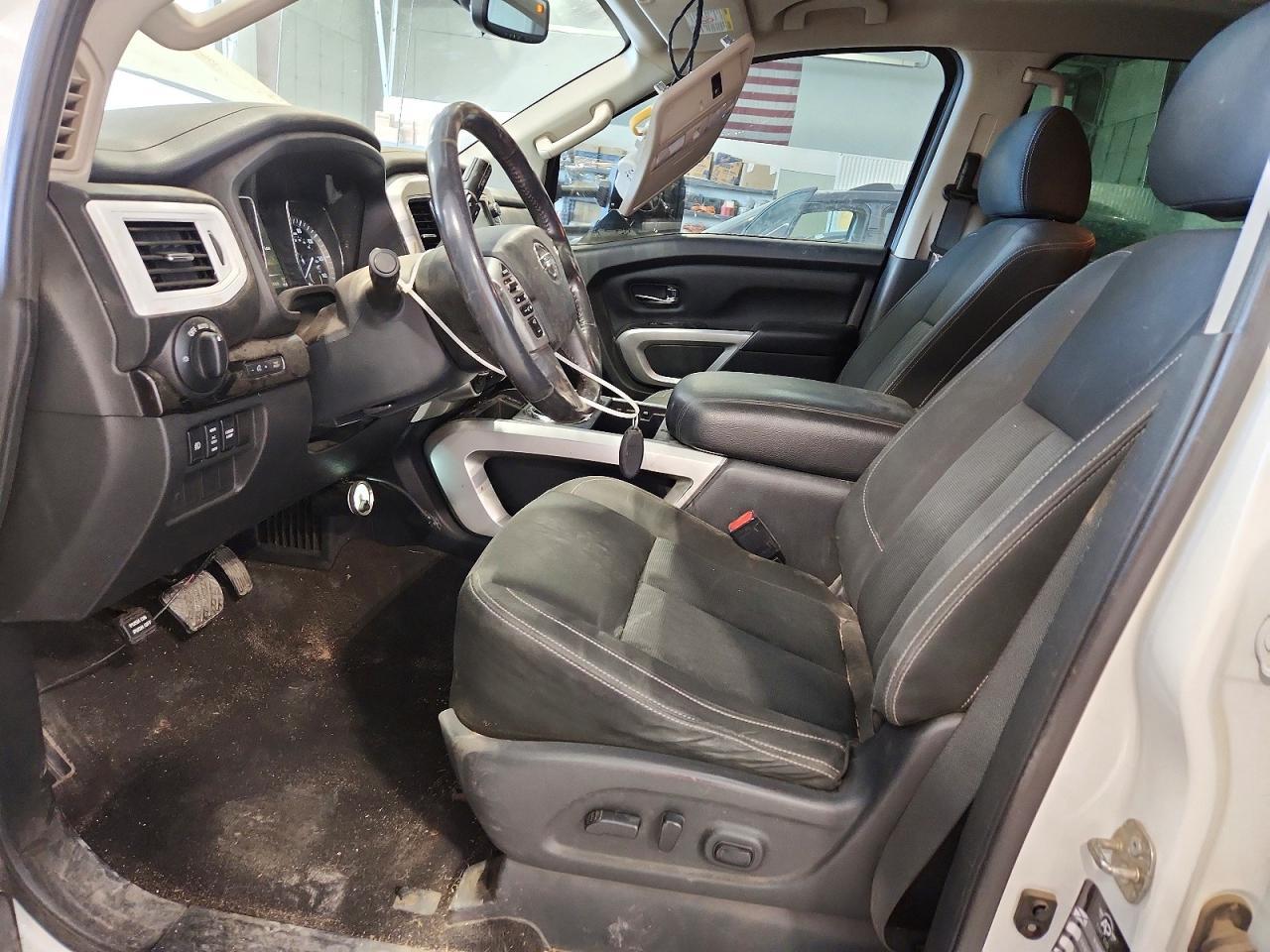 2017 Nissan Titan XD SV
