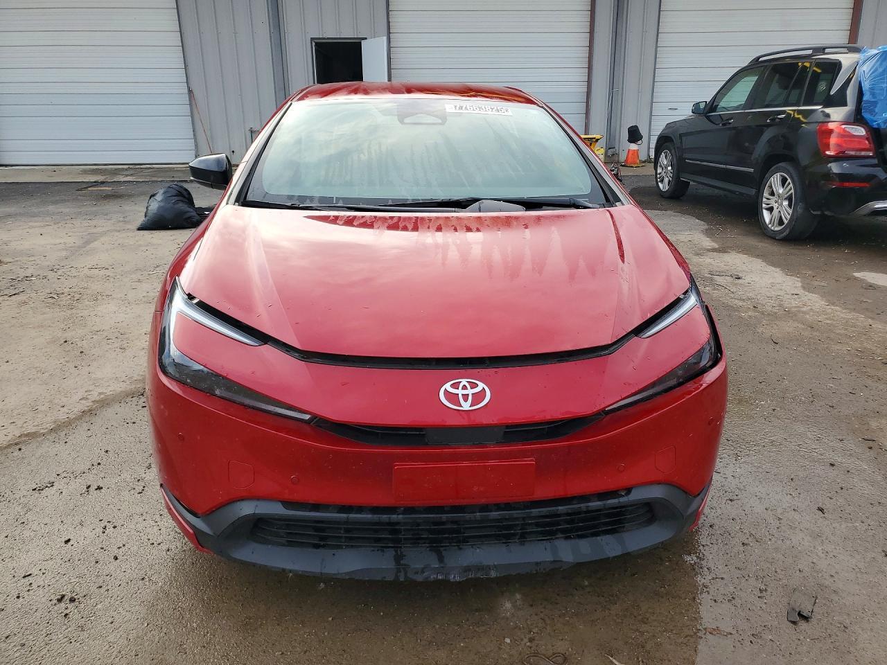 2025 Toyota Prius le