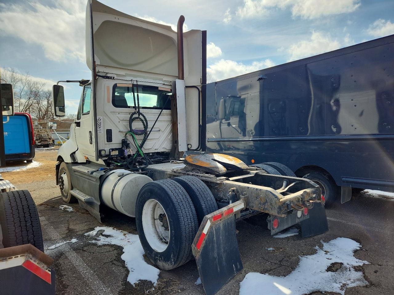2017 International Prostar Semi Truck