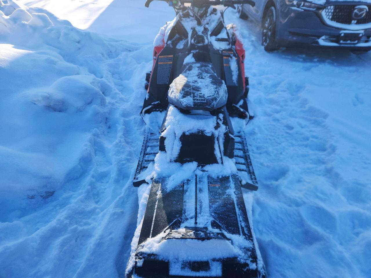 2020 Polaris 800 Indy XCR
