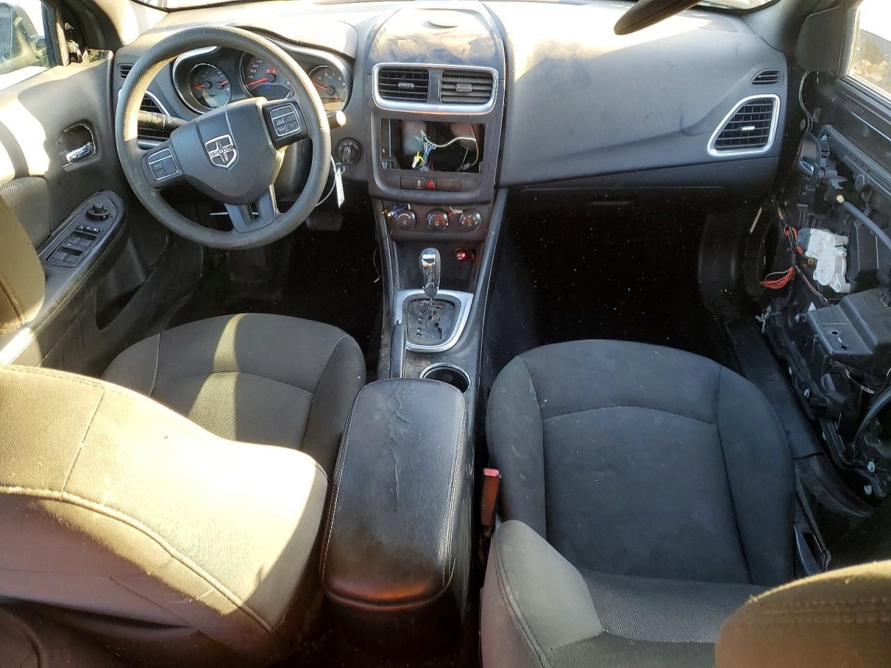 2012 Dodge Avenger se